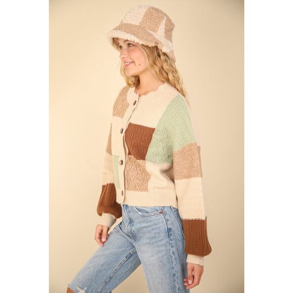 VERY J Color Block Button Down Textured Knit Cropped Sweater Cardigan | Oatmeal - Picture 4 of 10